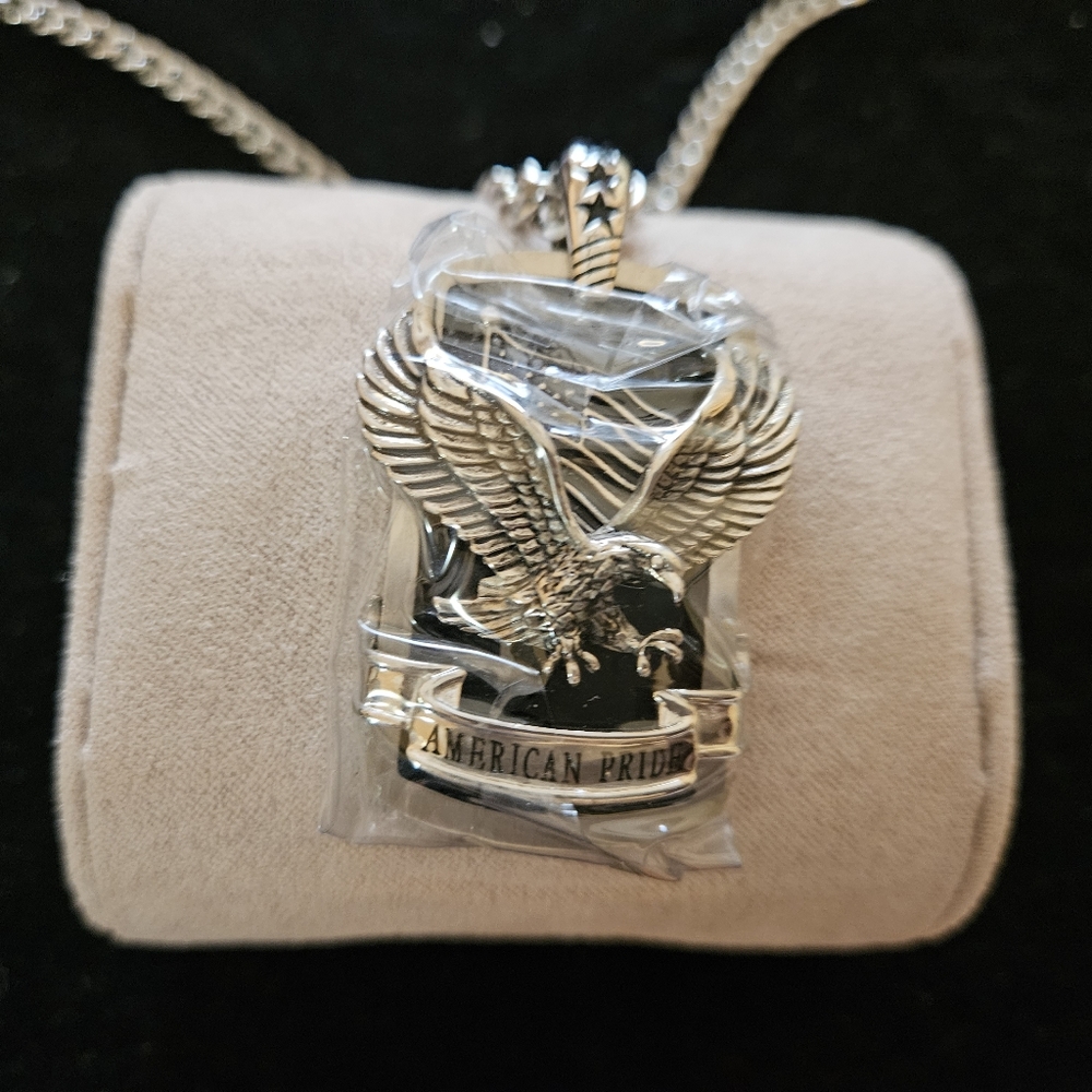 Necklace - American Pride - Picture 3 of 4
